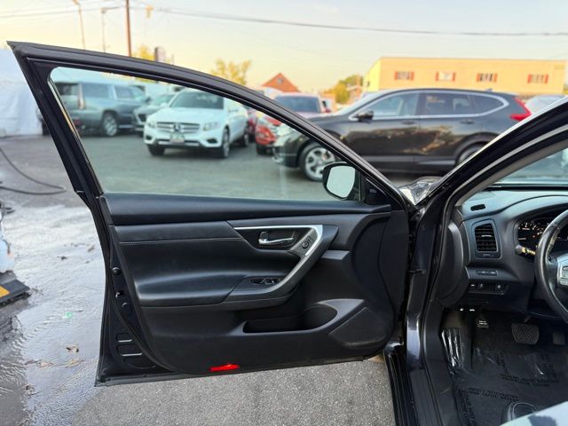 2018 Nissan Altima 2.5 SL Image 22 of 40