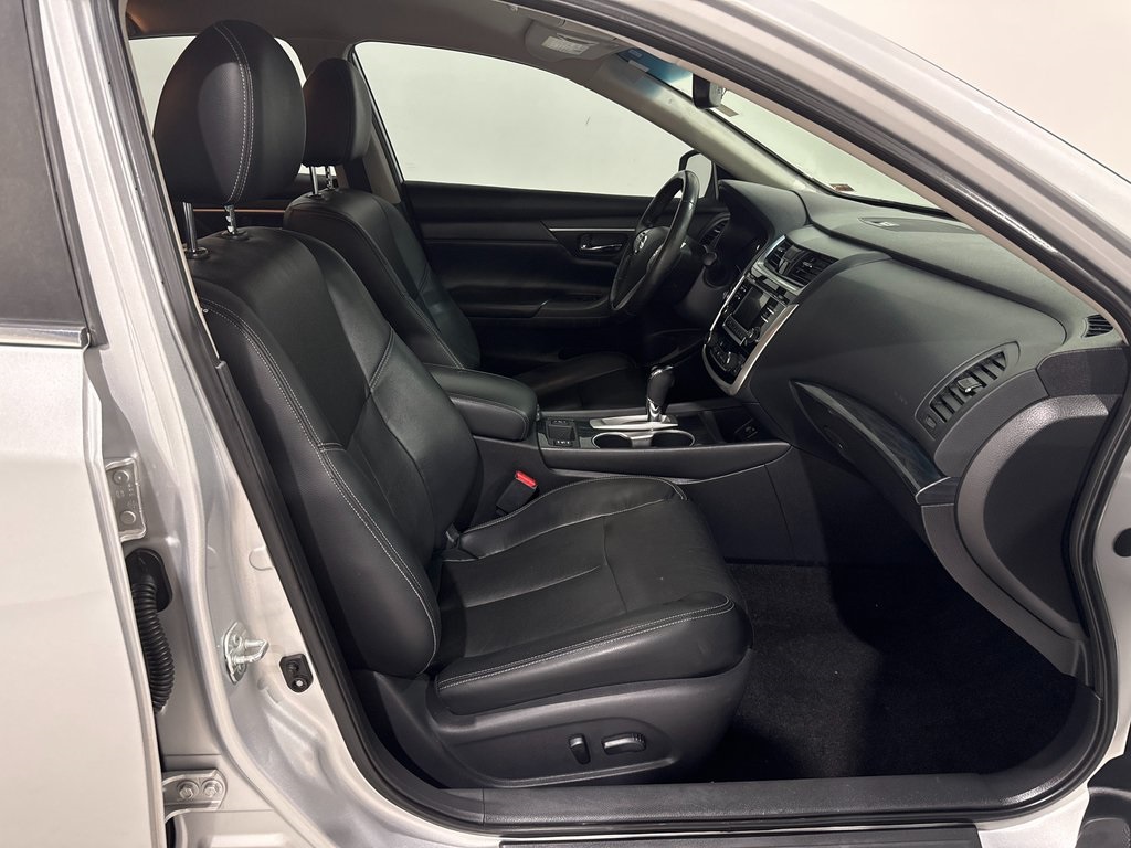 2018 Nissan Altima 2.5 SL Image 10 of 42