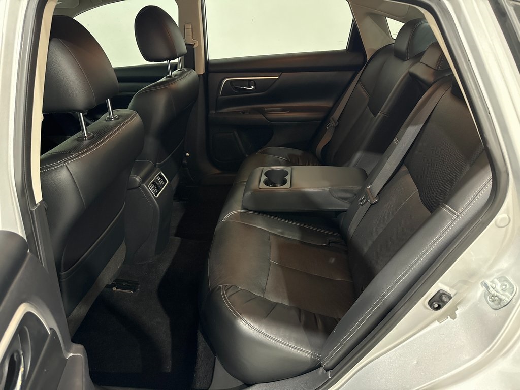 2018 Nissan Altima 2.5 SL Image 12 of 42