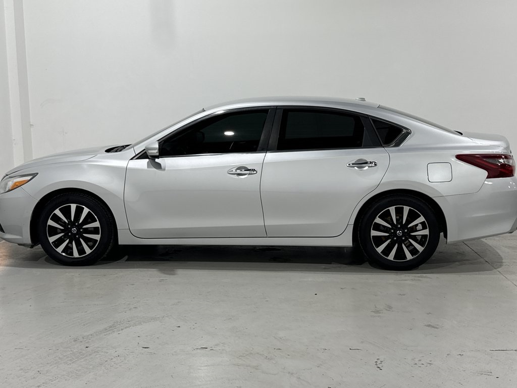 2018 Nissan Altima 2.5 SL Image 6 of 42