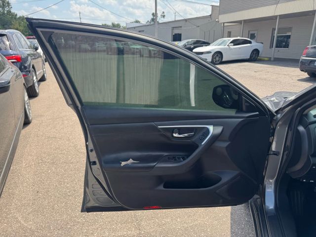 2018 Nissan Altima 2.5 SL Image 16 of 17