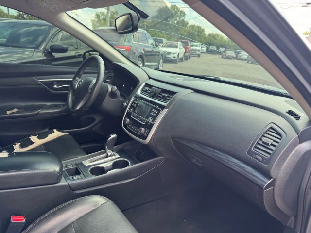 2018 Nissan Altima 2.5 SL Image 15 of 17