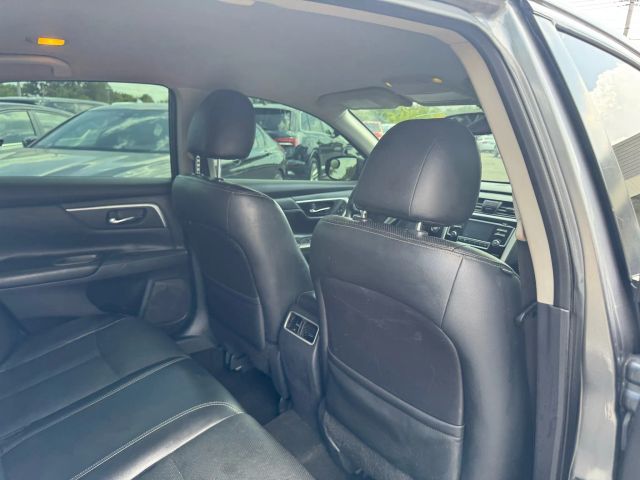 2018 Nissan Altima 2.5 SL Image 11 of 17