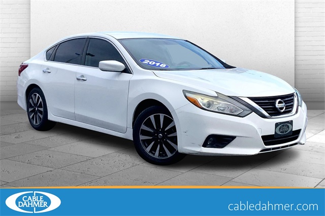 2018 Nissan Altima 2.5 SV Image 3 of 28