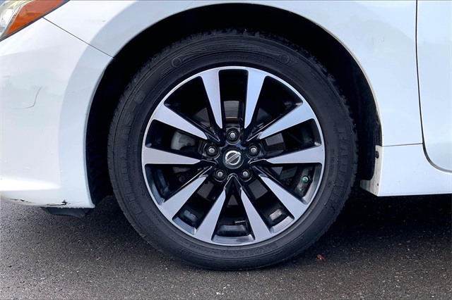 2018 Nissan Altima 2.5 SV Image 7 of 28