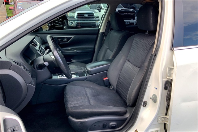 2018 Nissan Altima 2.5 SV Image 11 of 28