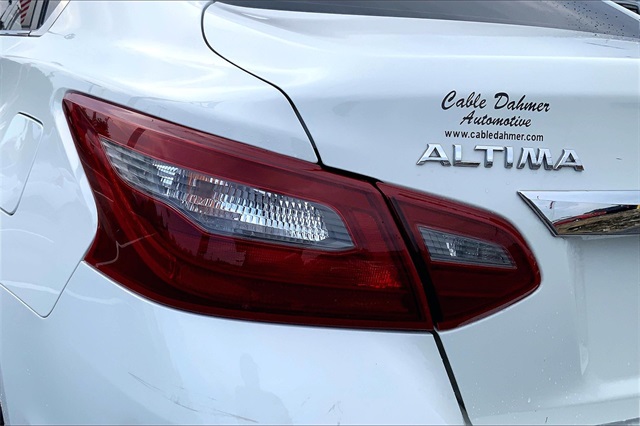 2018 Nissan Altima 2.5 SV Image 26 of 28