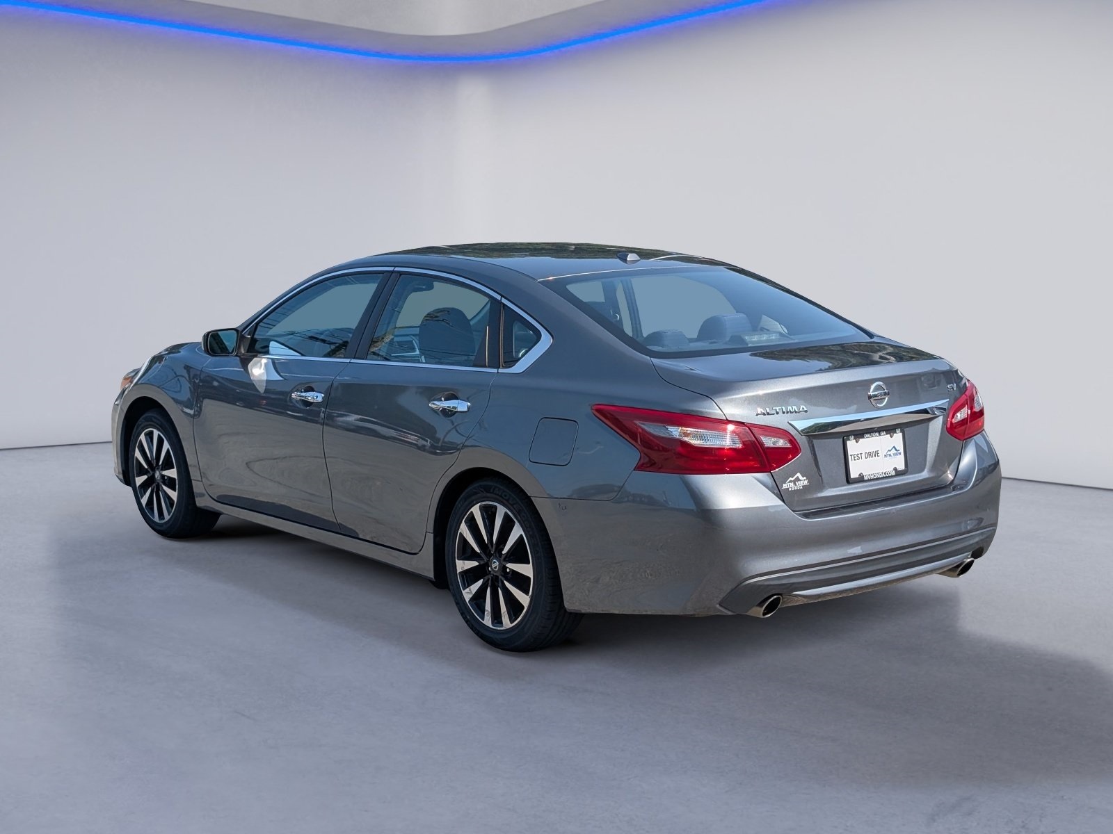 2018 Nissan Altima 2.5 SV Image 7 of 24