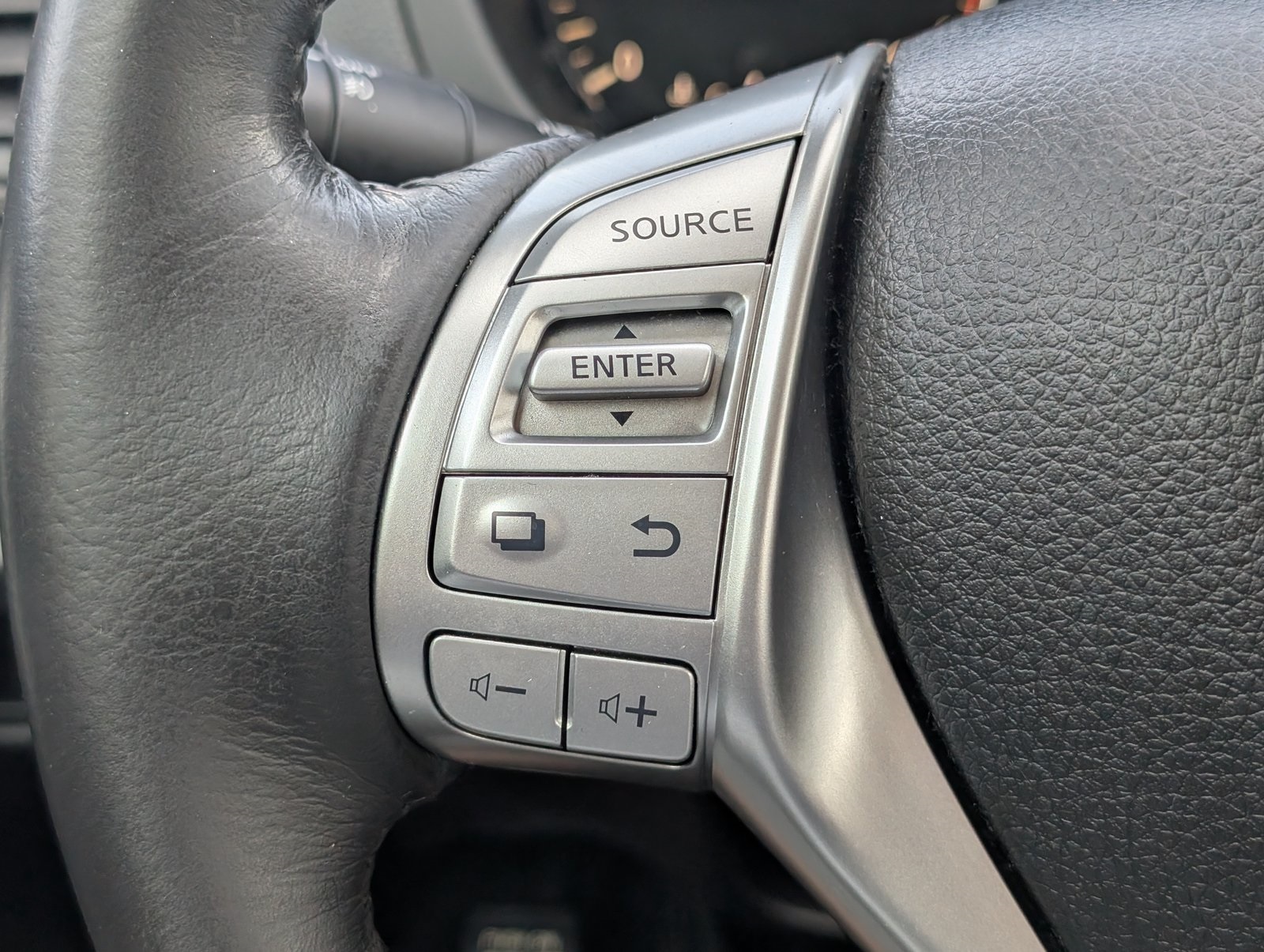 2018 Nissan Altima 2.5 SV Image 21 of 24