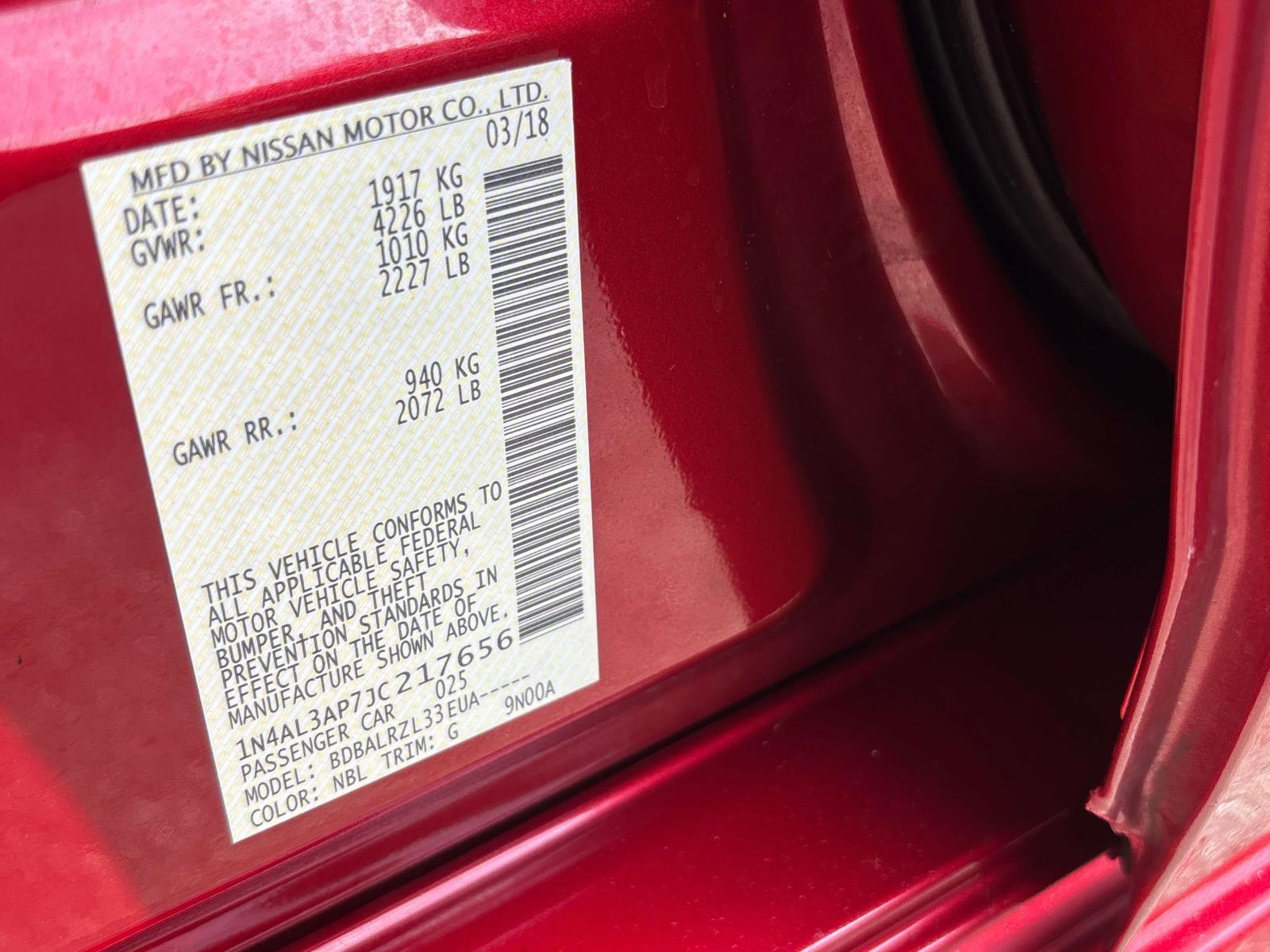 Vehicle image 24 of 32