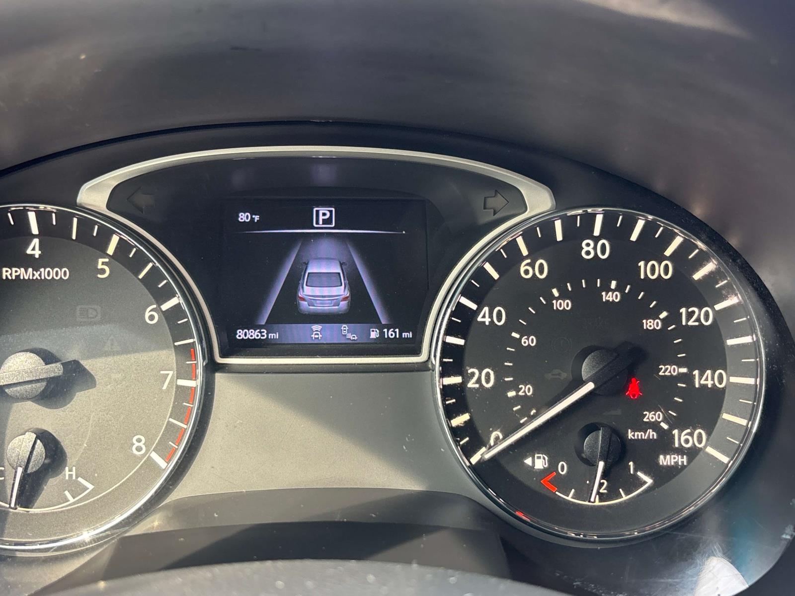 Vehicle image 13 of 32