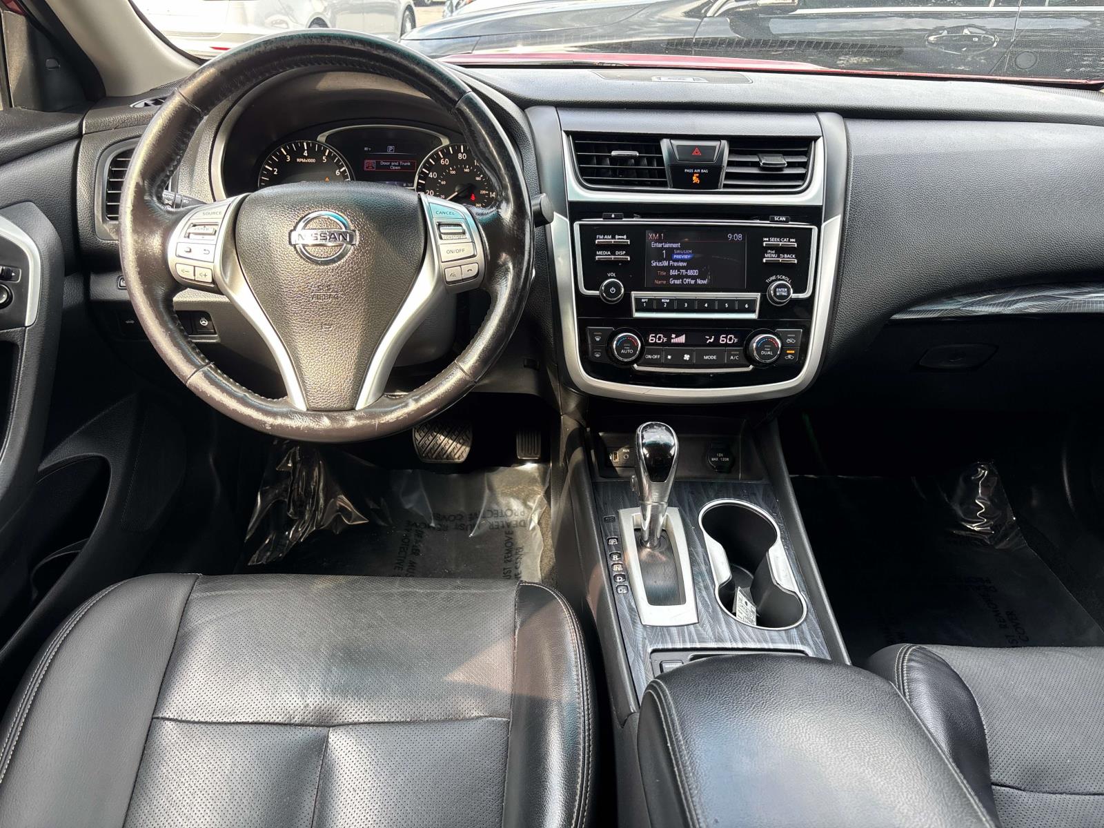 Vehicle image 12 of 32