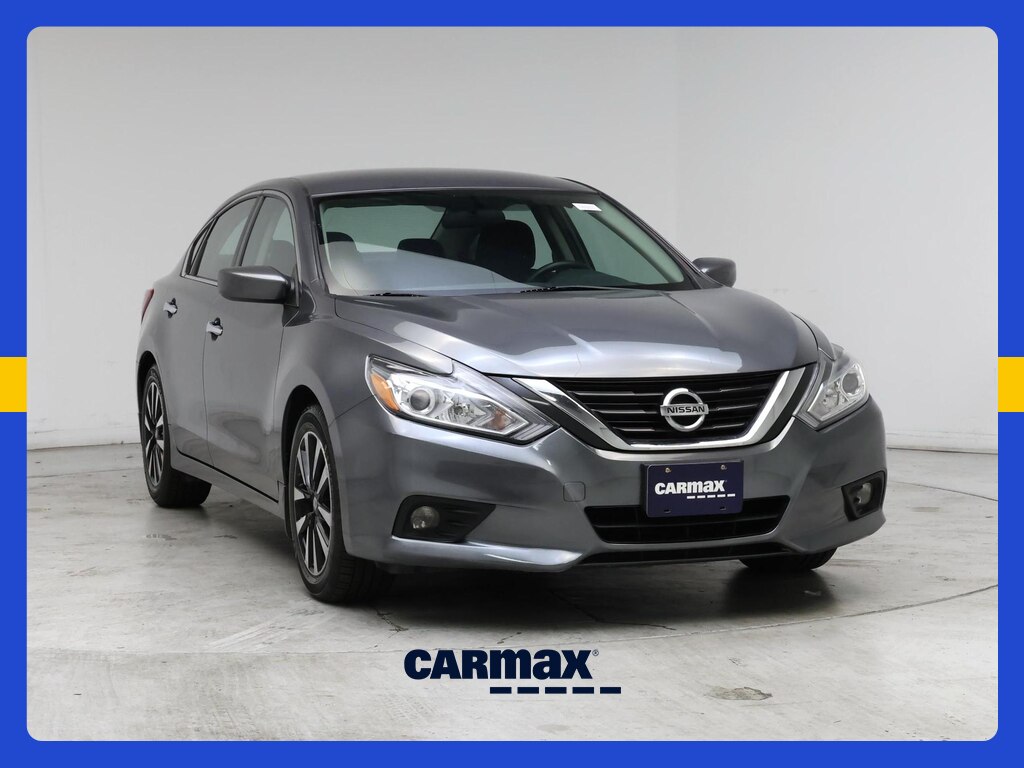 2018 Nissan Altima 2.5 SV Image 3 of 21