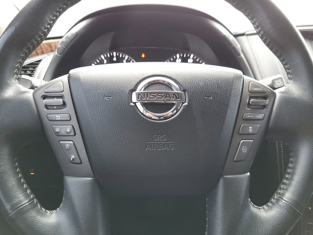 Vehicle image 16 of 26