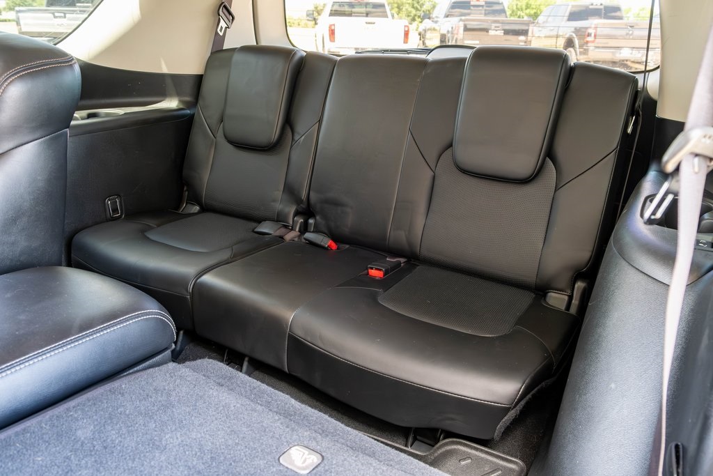 Vehicle image 12 of 37