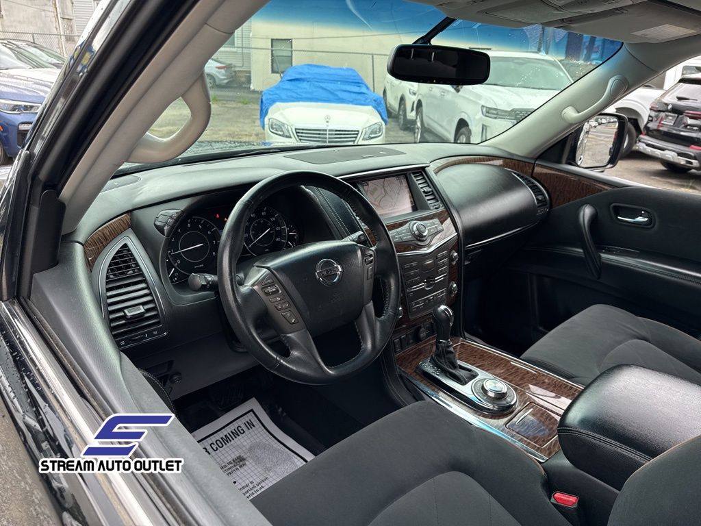 Vehicle image 36 of 49