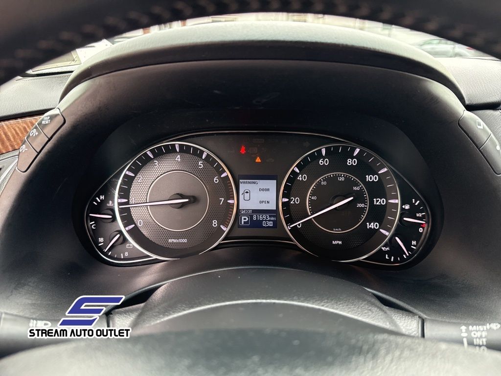 Vehicle image 41 of 49