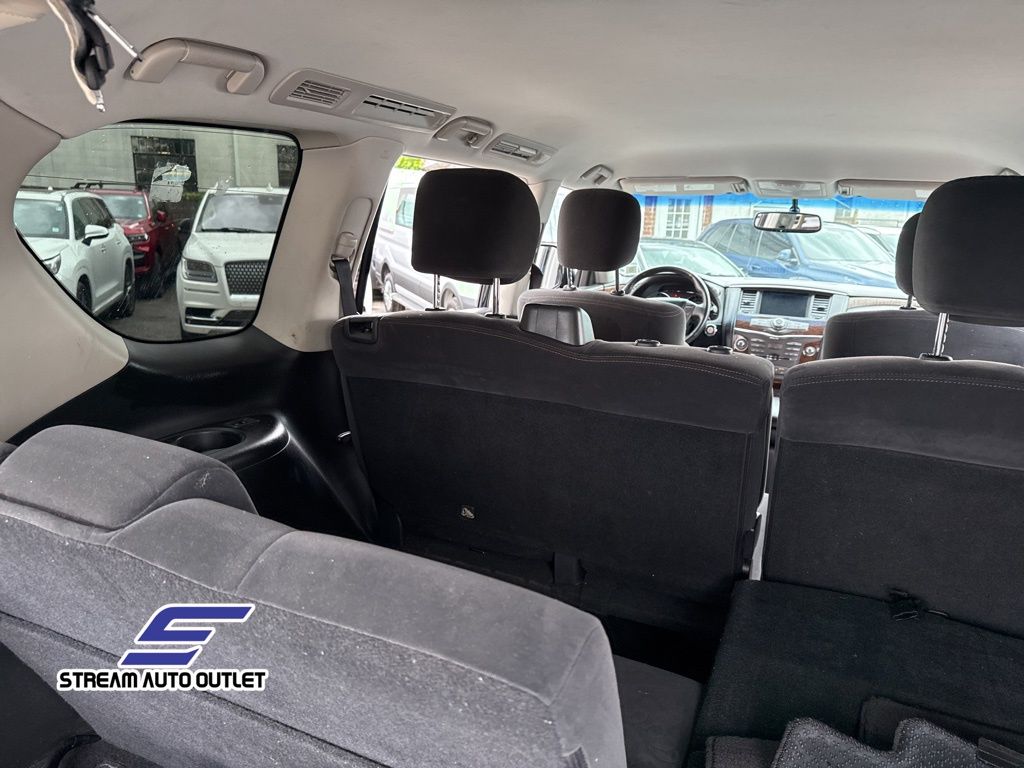 Vehicle image 12 of 49