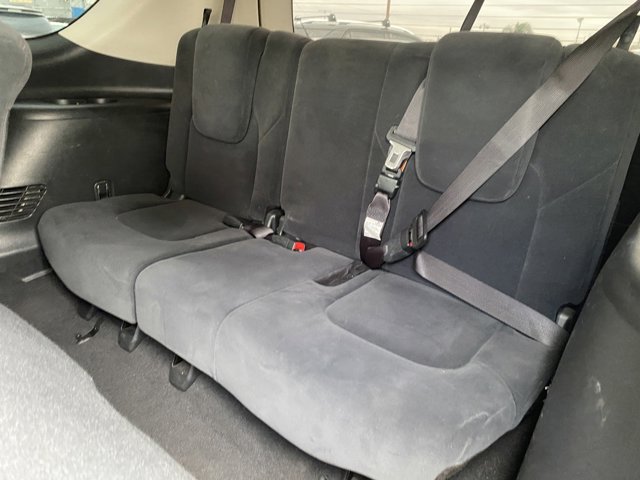 Vehicle image 18 of 26
