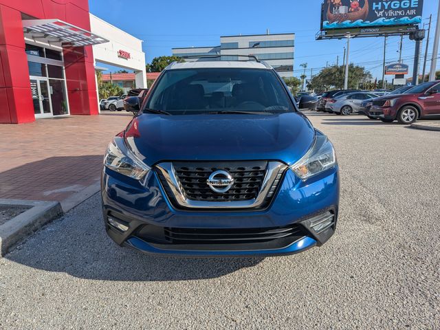 2018 Nissan Kicks SR Image 3 of 33