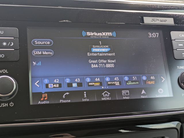 Vehicle image 14 of 42