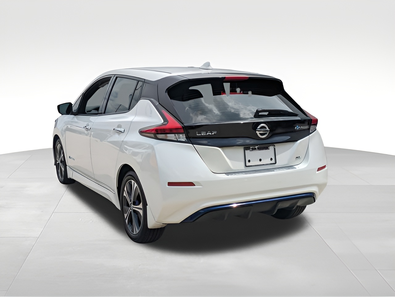 Vehicle image 41 of 42