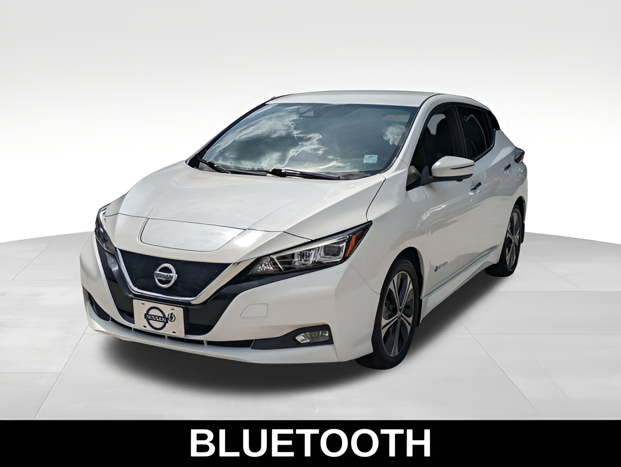 Vehicle image 33 of 42