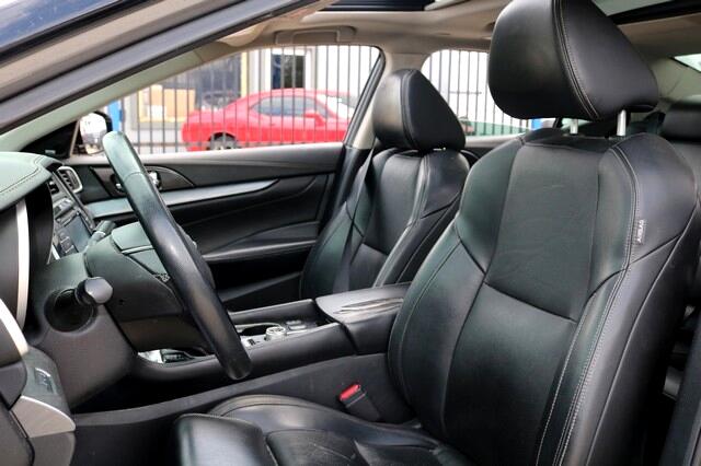Vehicle image 7 of 17