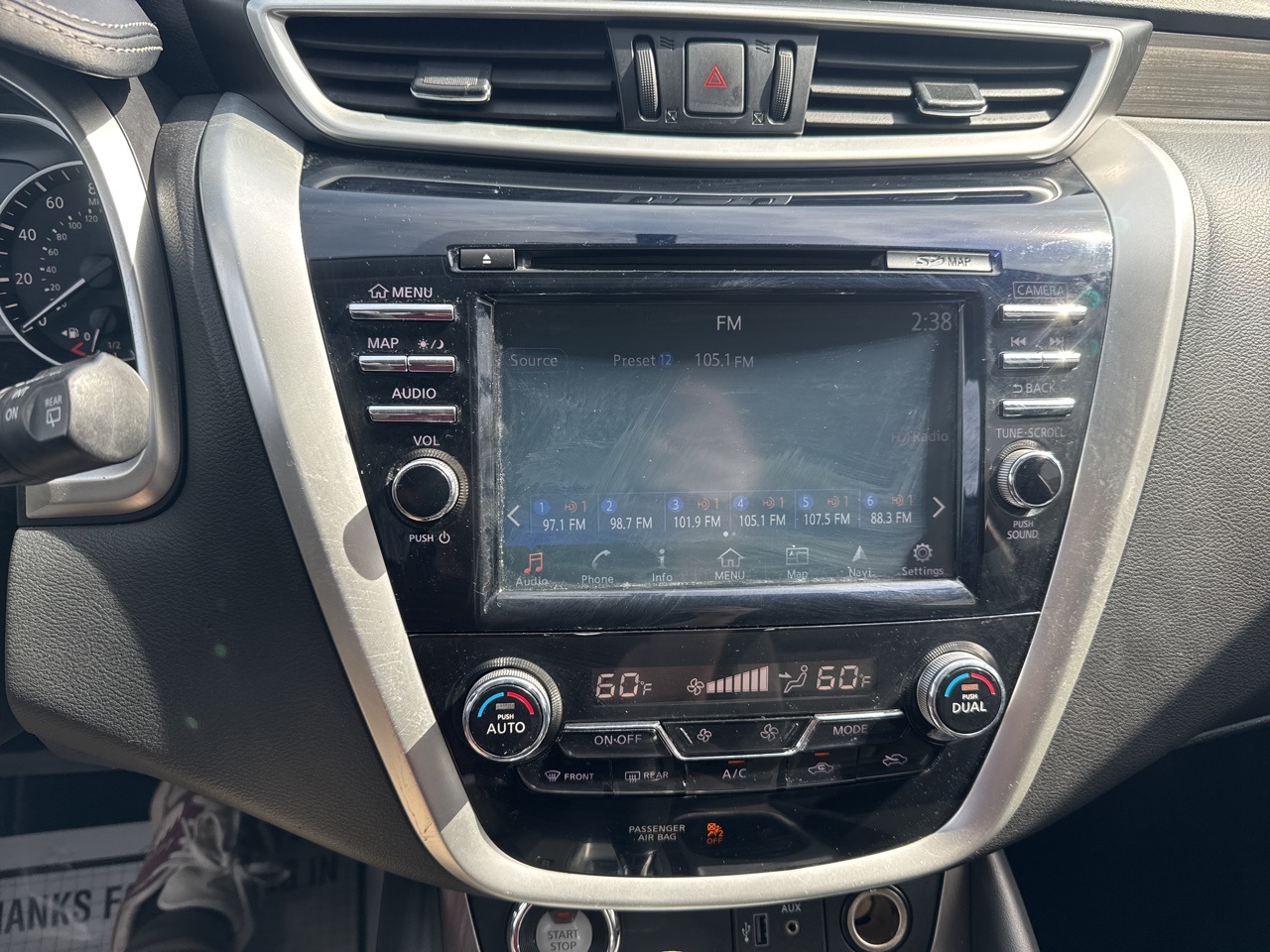 Vehicle image 14 of 15
