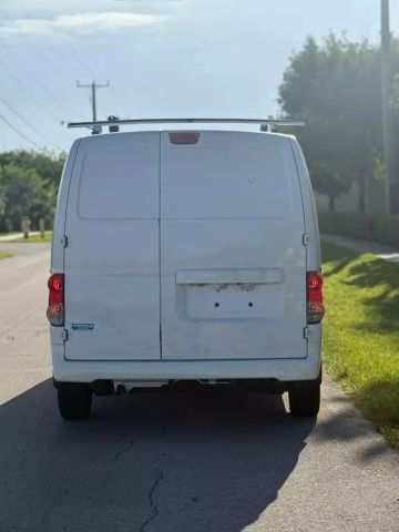 Vehicle image 6 of 24