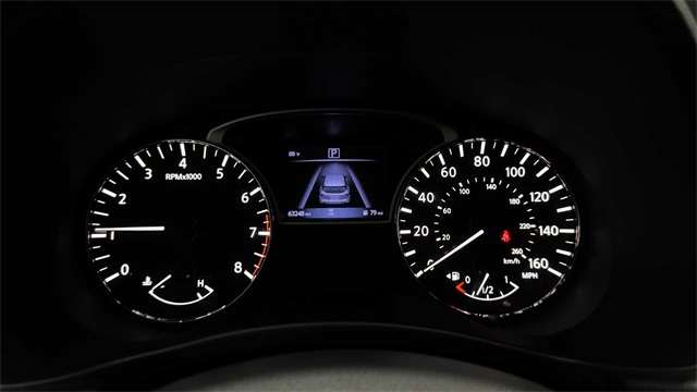 Vehicle image 20 of 28