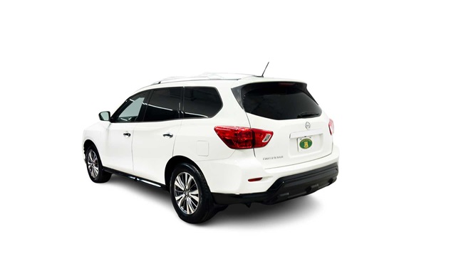Vehicle image 6 of 28