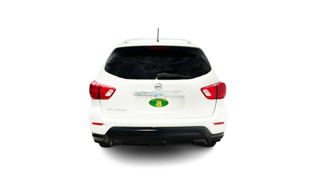 Vehicle image 5 of 28