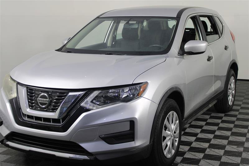 2018 Nissan Rogue S Image 1 of 44