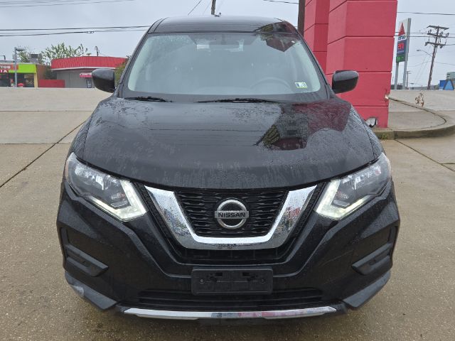 2018 Nissan Rogue S Image 3 of 14