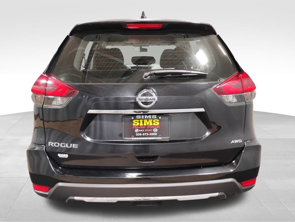 Vehicle image 6 of 39