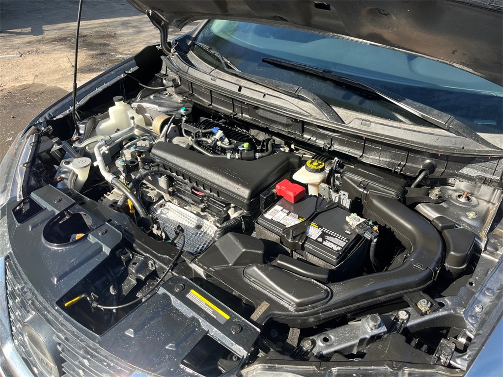 Vehicle image 32 of 36