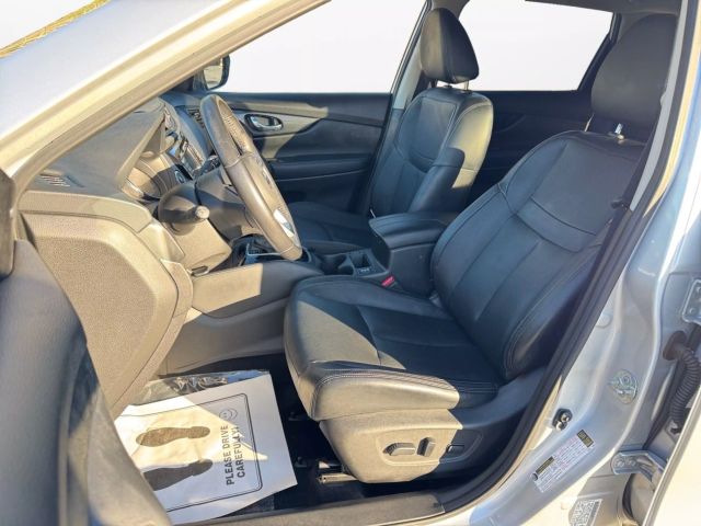 Vehicle image 12 of 34