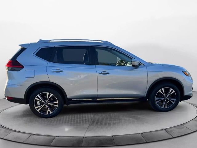 Vehicle image 7 of 34