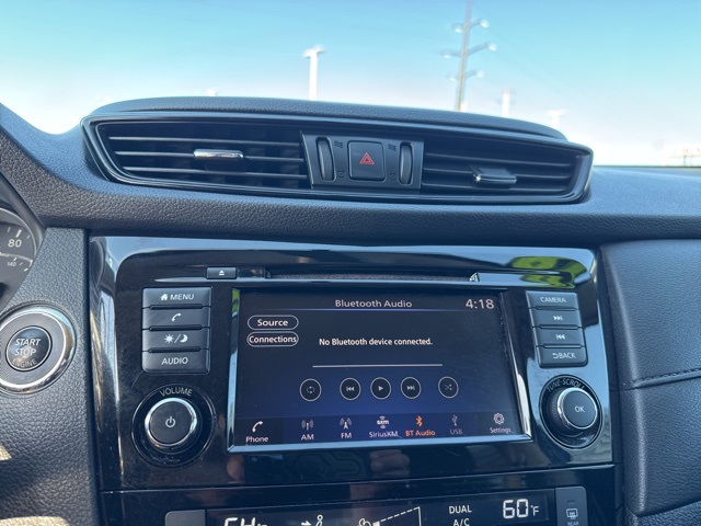 Vehicle image 22 of 34