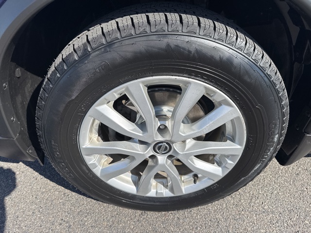 Vehicle image 31 of 34