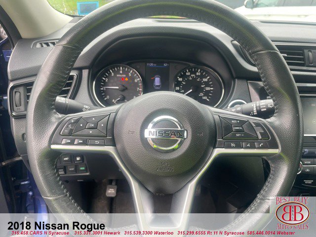 Vehicle image 14 of 16