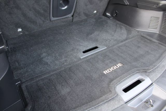 Vehicle image 24 of 29