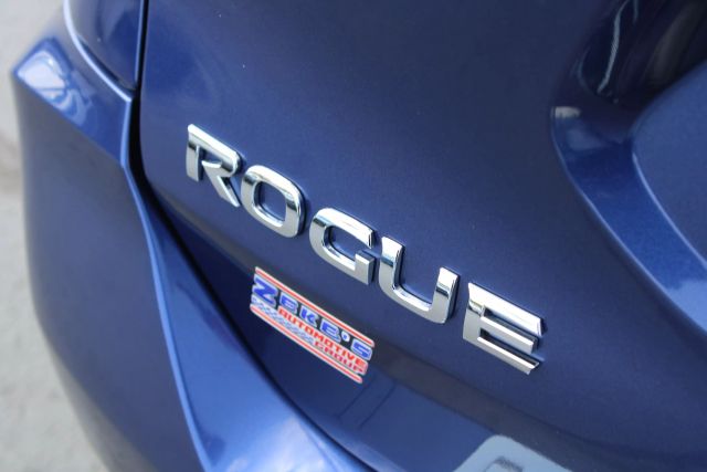 Vehicle image 25 of 29