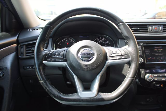 Vehicle image 14 of 29