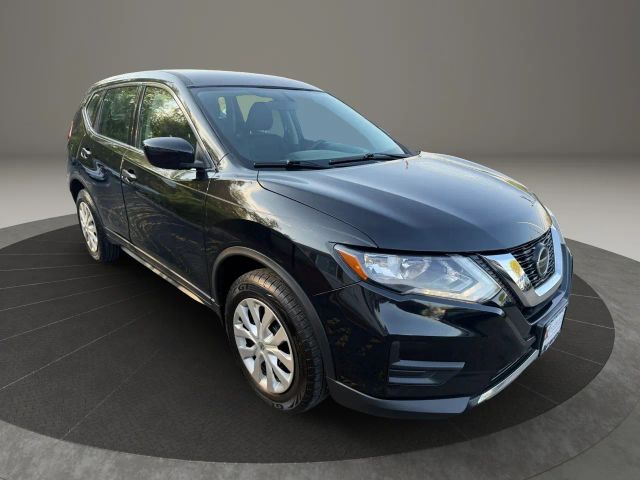 2018 Nissan Rogue S Image 3 of 35