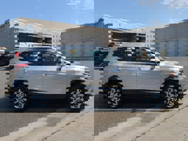 Vehicle image 7 of 25