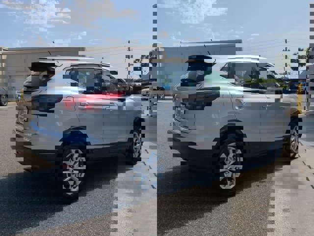 Vehicle image 3 of 25