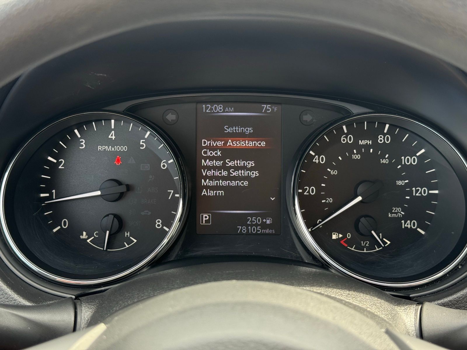 2018 Nissan Rogue Sport SV Image 29 of 36