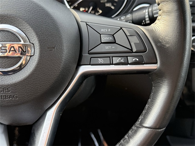 Vehicle image 20 of 25